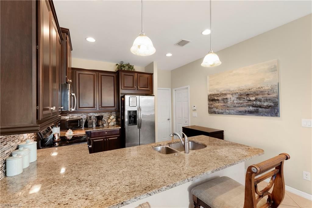 15116 Summit Place Cir, Unit 213, Naples, FL 34119 Photo