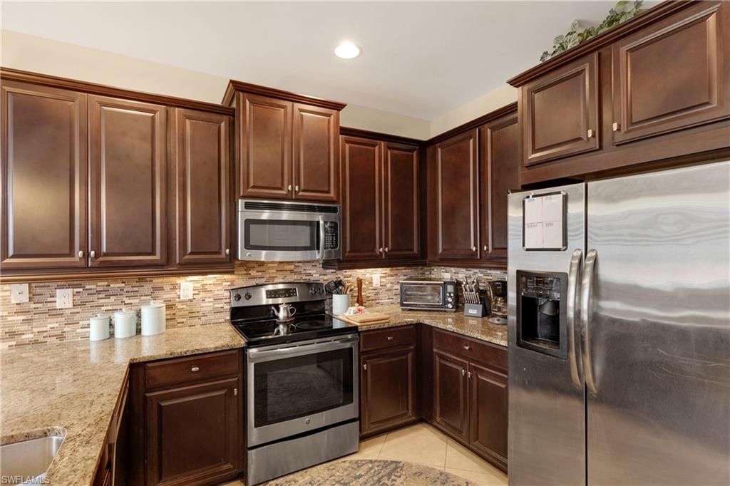 15116 Summit Place Cir, Unit 213, Naples, FL 34119 Photo