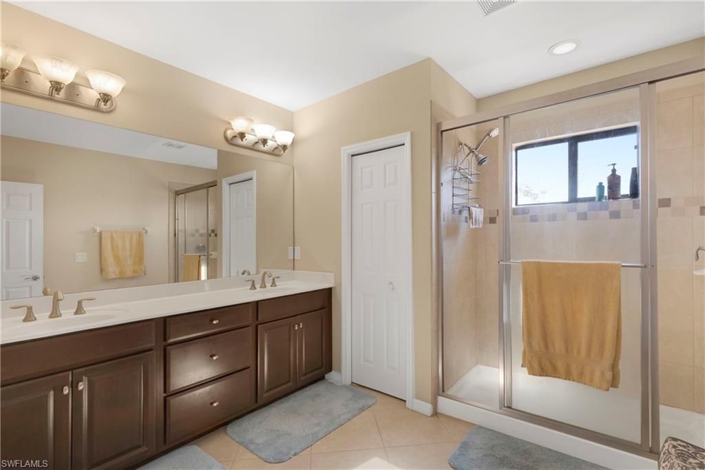 15116 Summit Place Cir, Unit 213, Naples, FL 34119 Photo