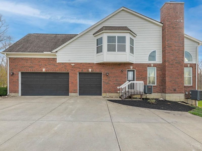 6340 Trillium Drive, Wayne Twp, OH 45068 Photo 4