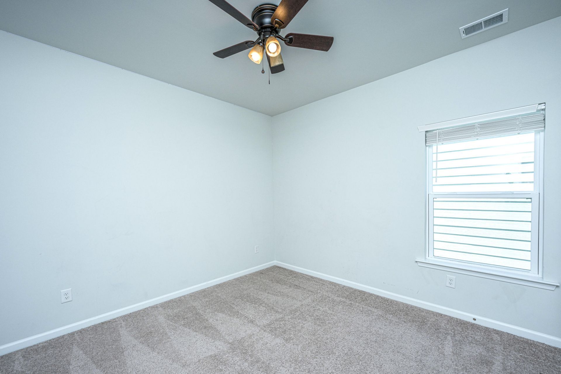 412 Oak View Way Photo 34