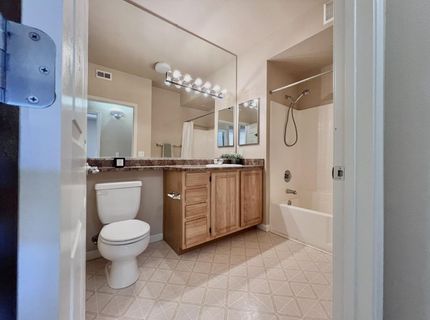 501 Gibson Dr #721, Unit 721, Roseville, CA 95678 Photo