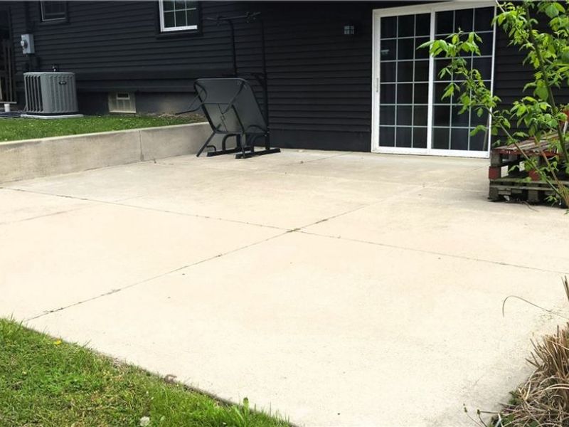 3525 Balsamwood Boulevard NW, Uniontown, OH 44685 Photo 4