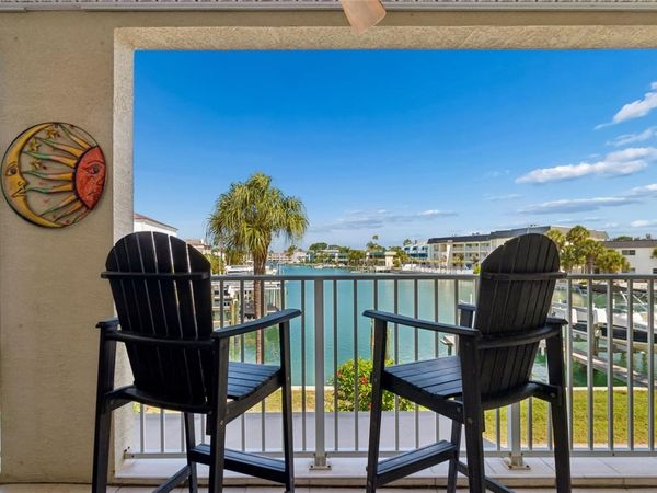 152 117TH AVENUE, ST PETERSBURG, FL 33706