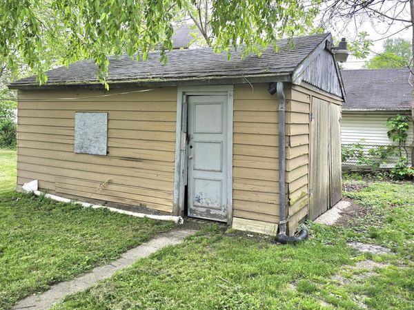 826 N Belmont Avenue, Springfield, OH 45503