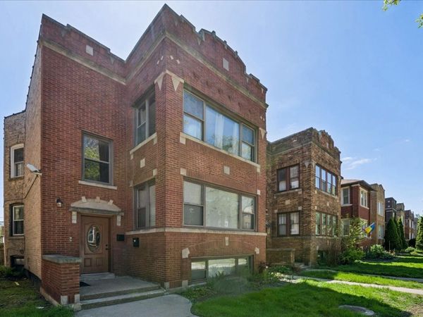 2629 W Winnemac Avenue, Chicago, IL 60625