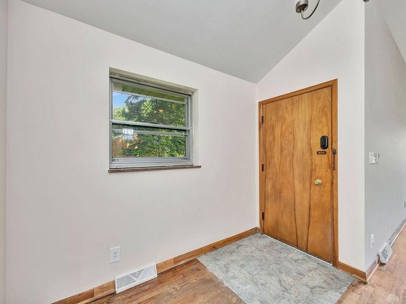 733 Timberwood Drive, Beavercreek, OH 45430 Photo 10