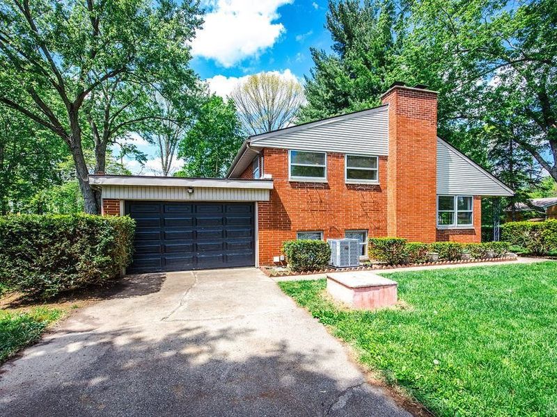 733 Timberwood Drive, Beavercreek, OH 45430 Photo 2