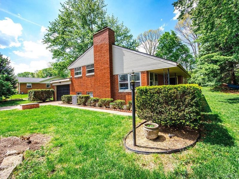 733 Timberwood Drive, Beavercreek, OH 45430 Photo 4