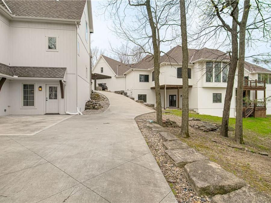 Property Image 61