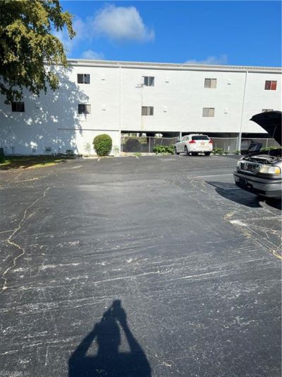 830 Wiggins Pass Rd, Unit 8, Naples, FL 34110 Photo