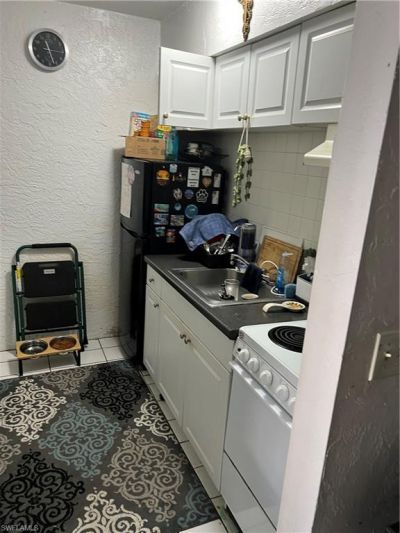 830 Wiggins Pass Rd, Unit 8, Naples, FL 34110 Photo