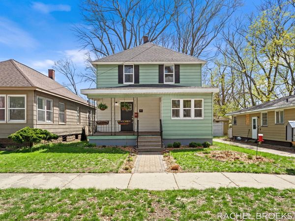 817 W Dale Avenue, Muskegon, MI 49441