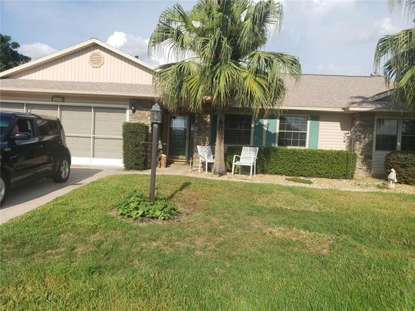 26045 NEWCOMBE CIRCLE , LEESBURG, FL 34748