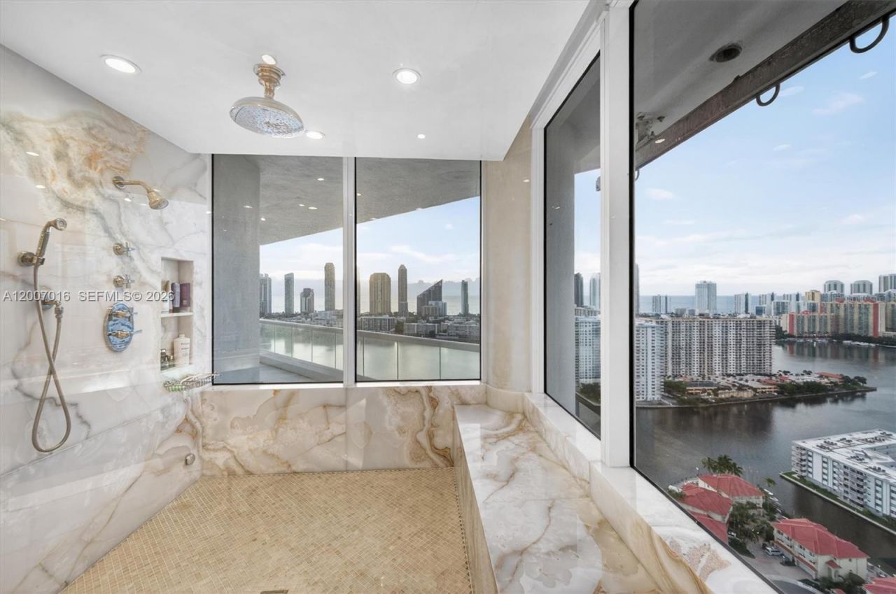 2600 Island Blvd, Unit PH-1, Aventura, FL 33160 Photo