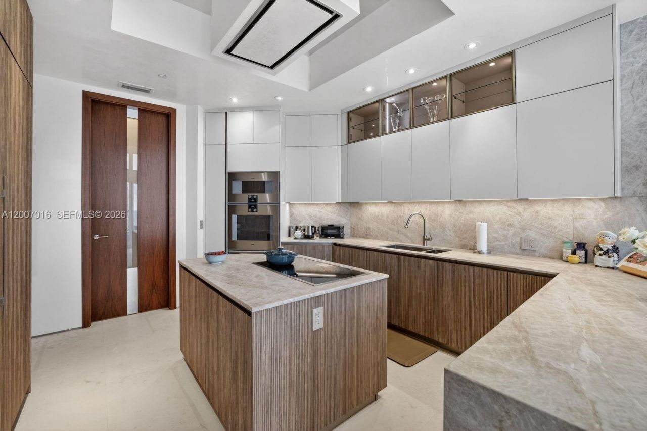 2600 Island Blvd, Unit PH-1, Aventura, FL 33160 Photo