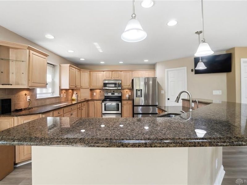 296 Timberleaf Drive, Beavercreek, OH 45430 Photo 13