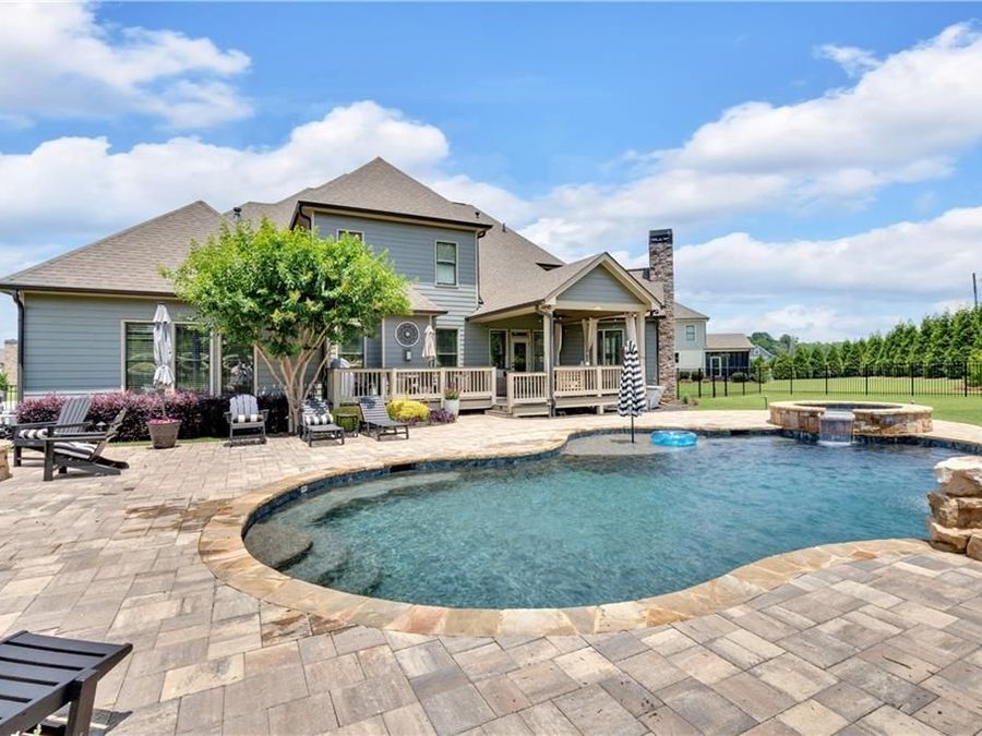 Property Image 8