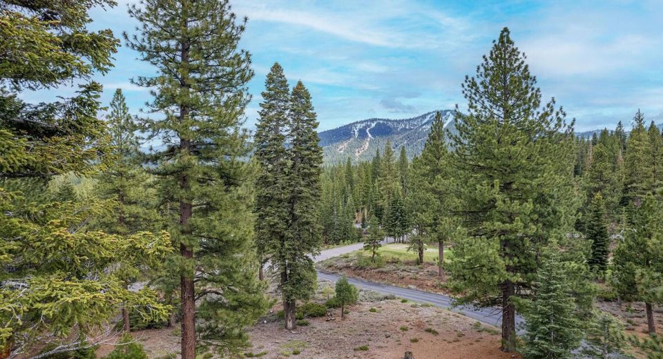10644 Talus Court, Truckee, CA 96161 Photo