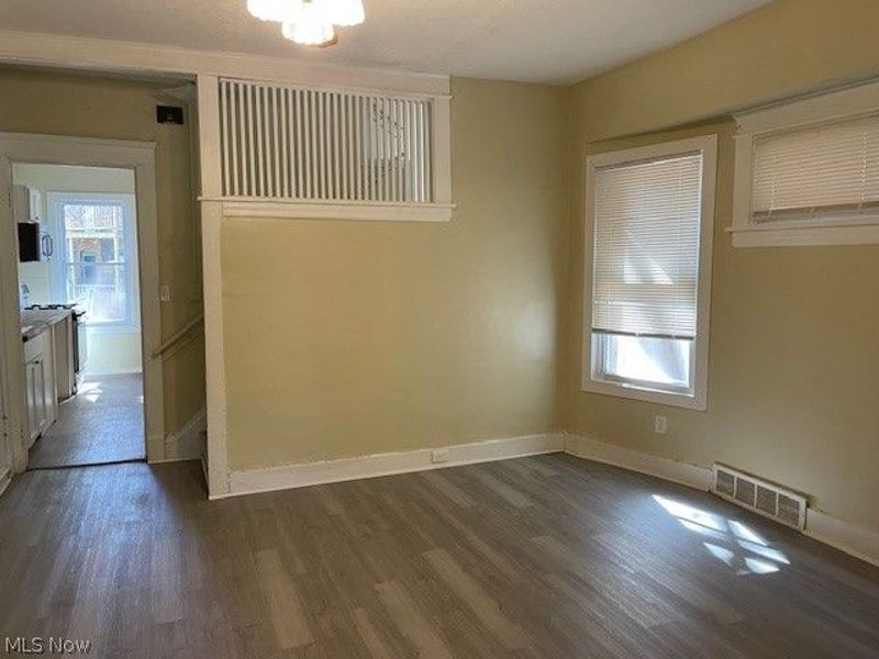 1204 Ansel Road, Cleveland, OH 44108 Photo 4