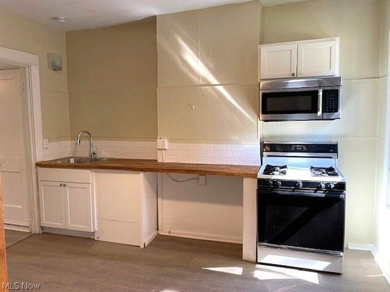 1204 Ansel Road, Cleveland, OH 44108 Photo 5