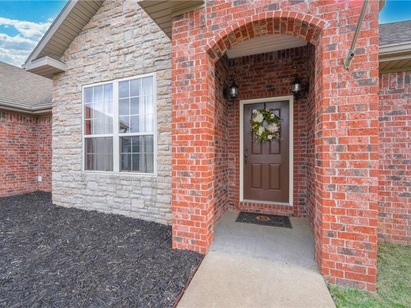 447 Buckboard Road, West Fork, AR 72774