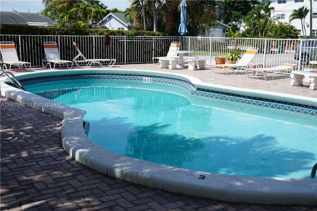 1125 NW 30th Ct , Unit 10, Wilton Manors, FL 33311 Photo