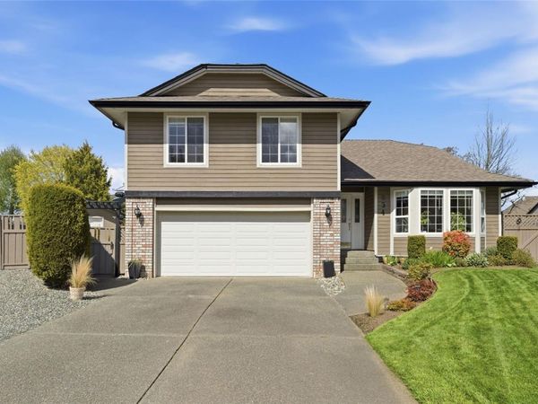 834 Woodside Cres , Qualicum Beach, BC V9K 2K8