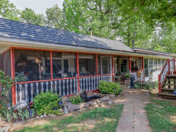 650 Dolley Rd, Phil Campbell, AL 35581
