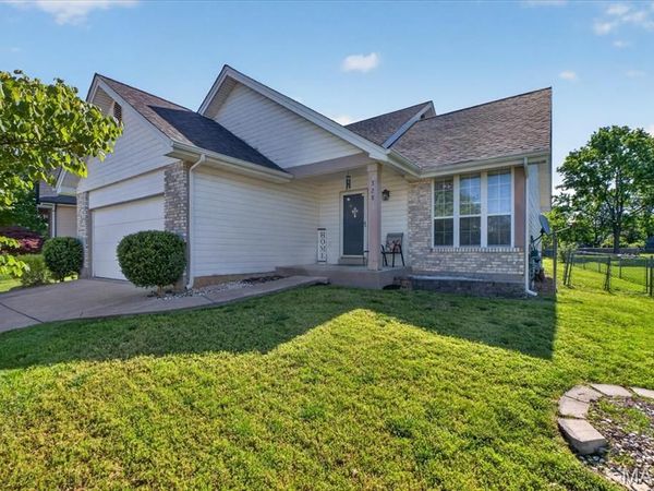 328 Bristol Place, O'Fallon, MO 63366