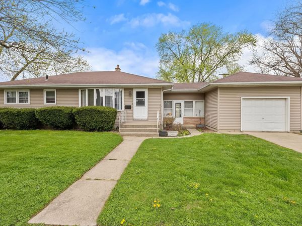 700 E 9th Street , Hobart, IN 46342