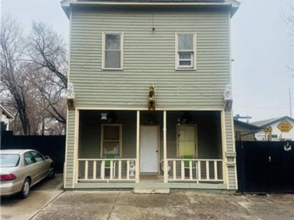 919 S 8th Street, Kansas City, KS 66105