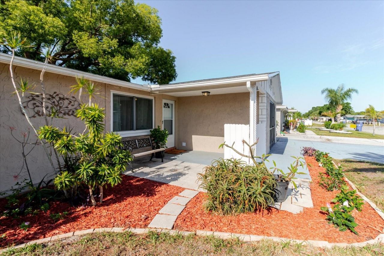3338 Hoover Drive, Holiday, FL 34691 Photo