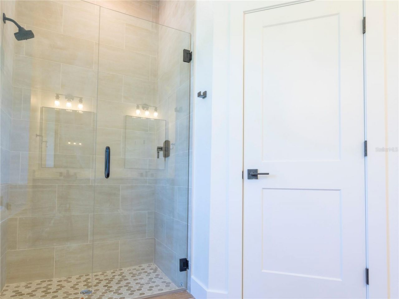 9443 Hallendale Drive, Port Charlotte, FL 33981 Photo