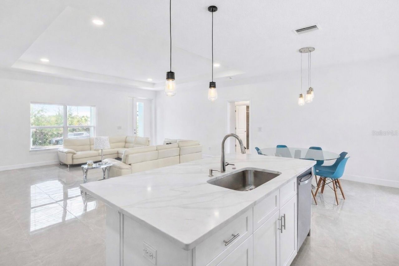 15473 Lakeland Circle, Port Charlotte, FL 33981 Photo