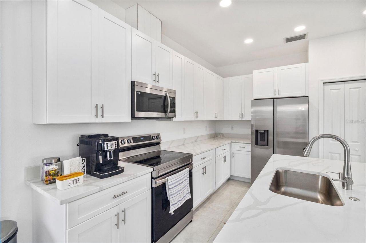 15473 Lakeland Circle, Port Charlotte, FL 33981 Photo