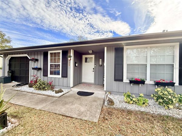 1046 W SAMMS AVENUE , PORT ORANGE, FL 32129