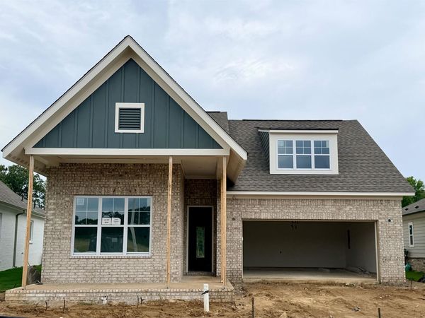 10283 LOUANNE DR, Collierville, TN 38017