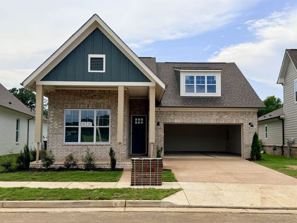 10283 LOUANNE DR, Collierville, TN 38017