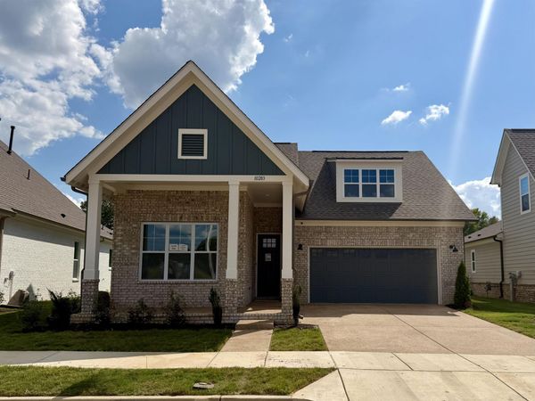 10283 LOUANNE DR, Collierville, TN 38017