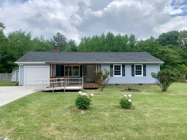 16 Hattie Dr , Fayetteville, TN 37334