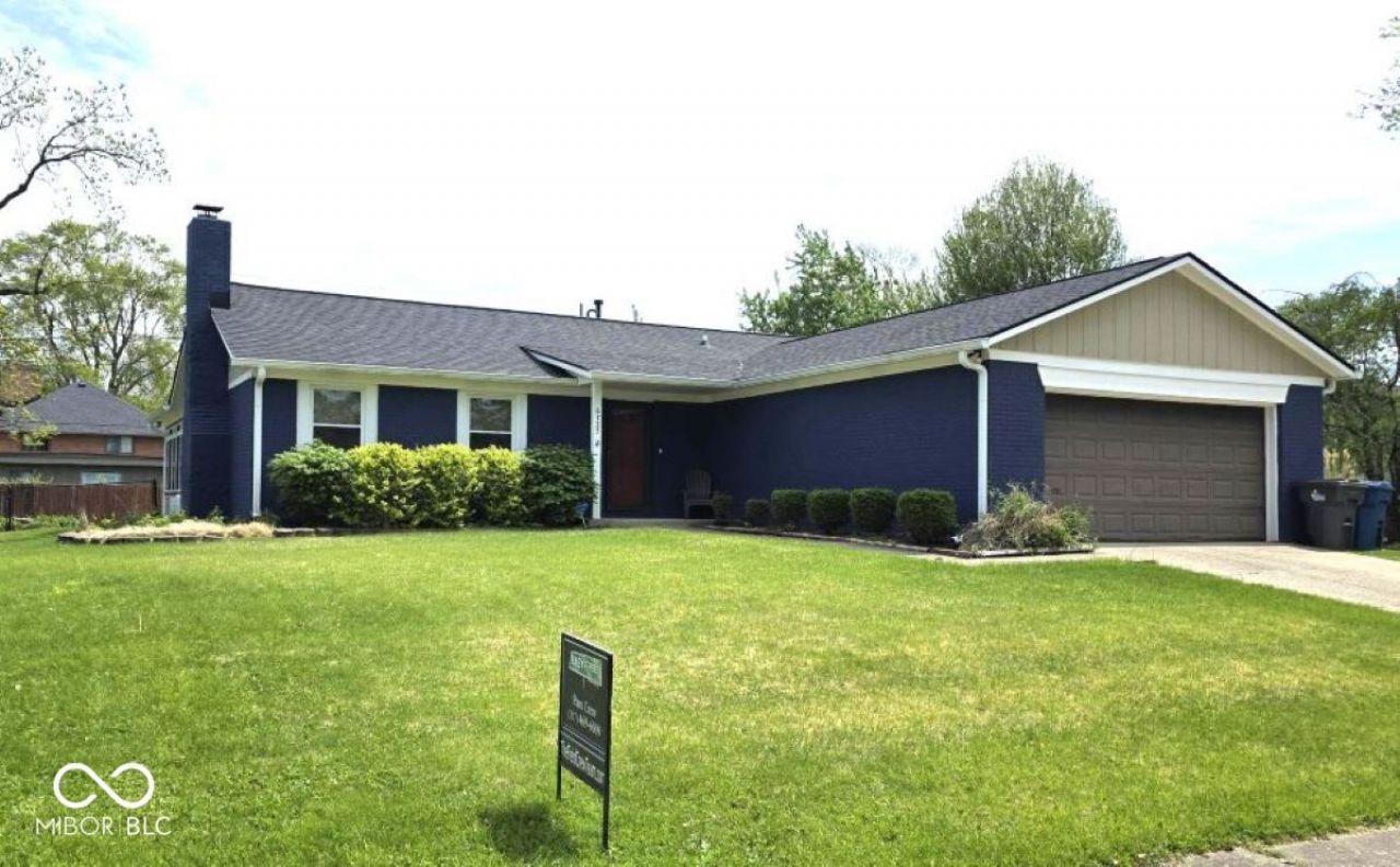 6725 Lakeknoll Drive Indianapolis, IN