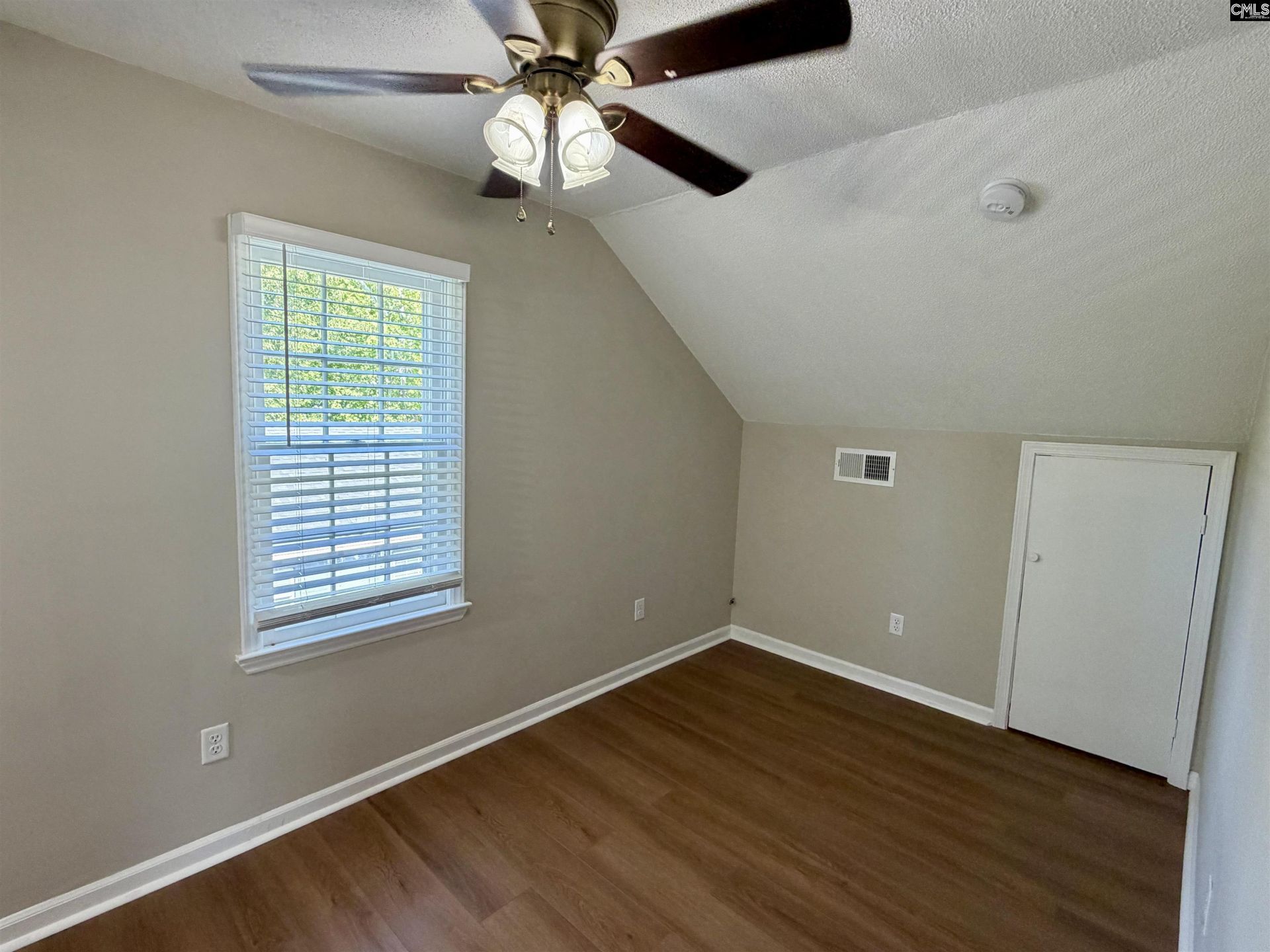 2900 Park Street Photo 11