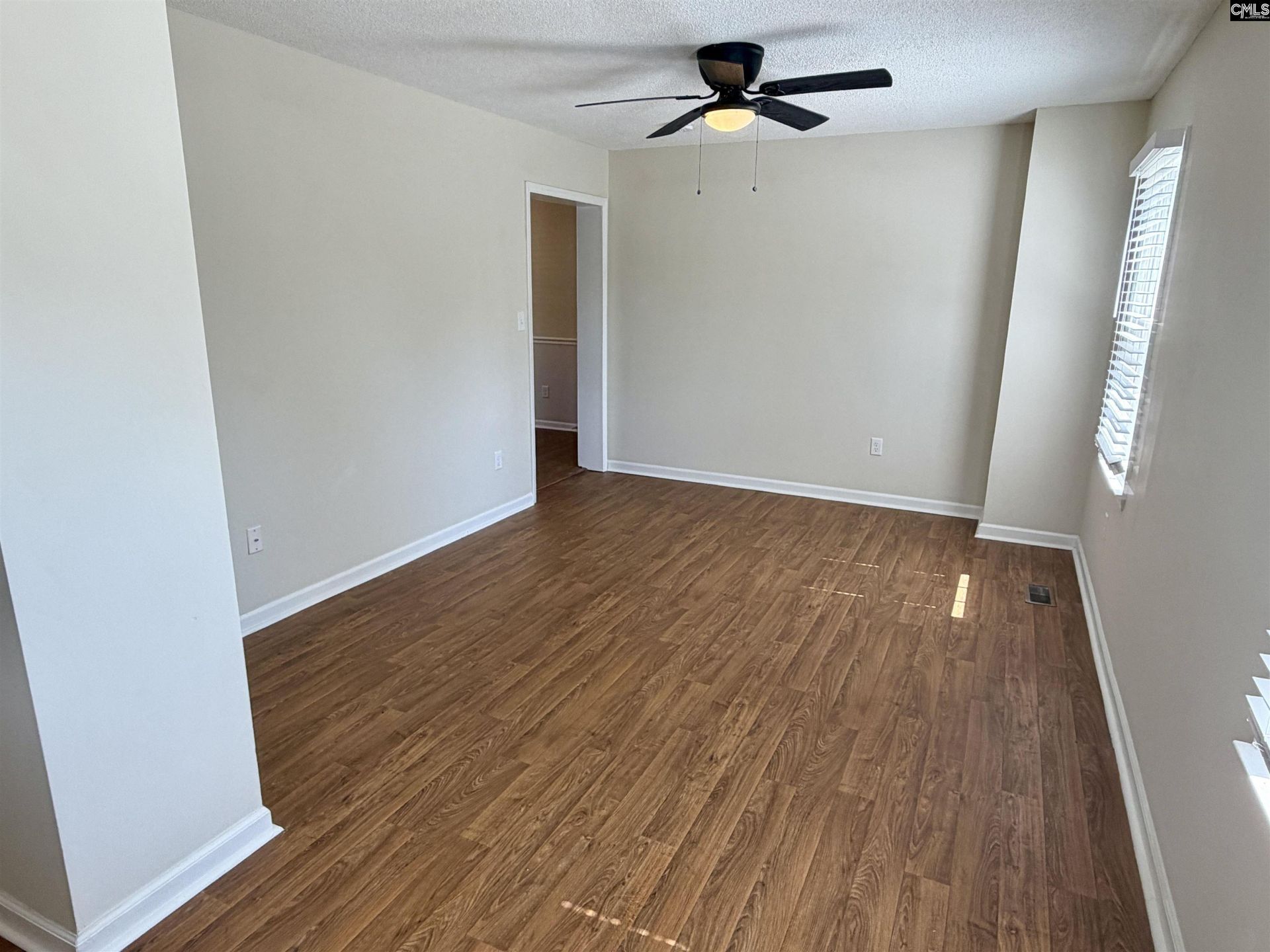 2900 Park Street Photo 5
