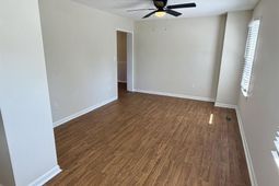2900 Park Street photo 4