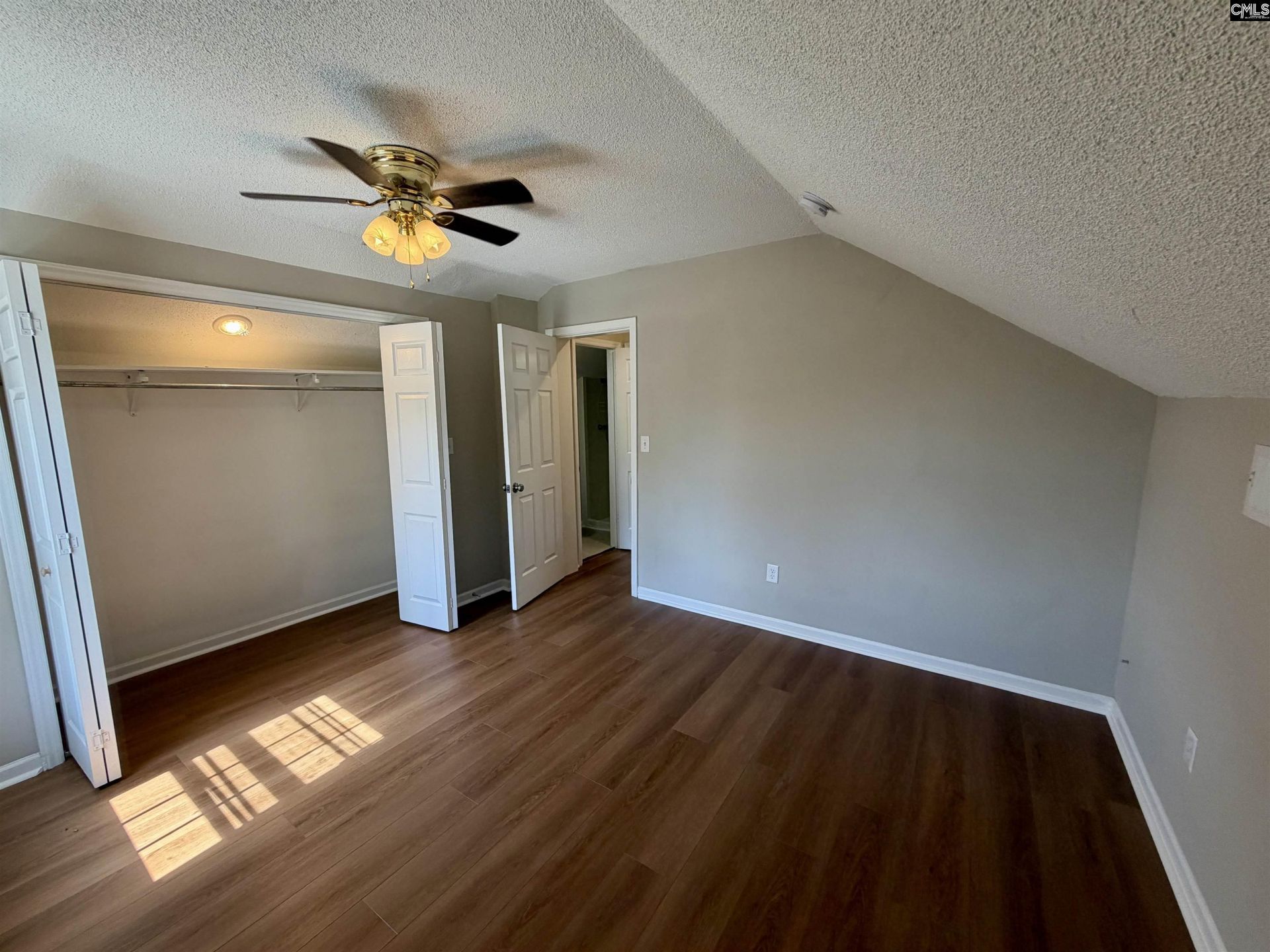 2900 Park Street  Photo 8