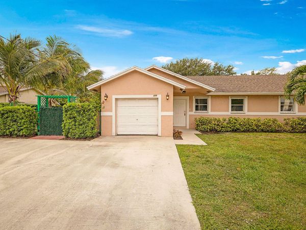 320 NE 42nd Street, Boca Raton, FL 33431