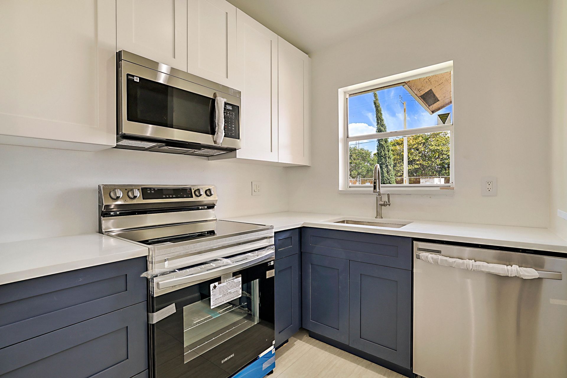 320 NE 42nd Street, Boca Raton, FL 33431 Photo