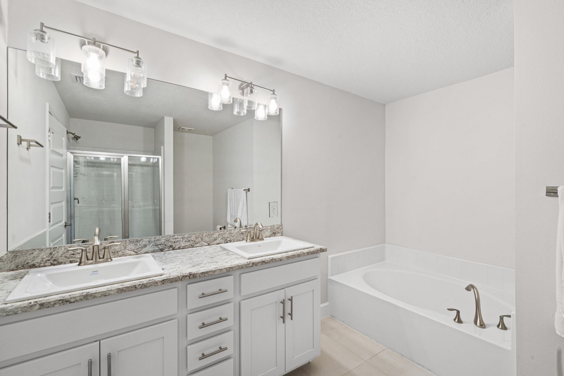 692 NE Turtleback Trail, Port Saint Lucie, FL 34983 Photo