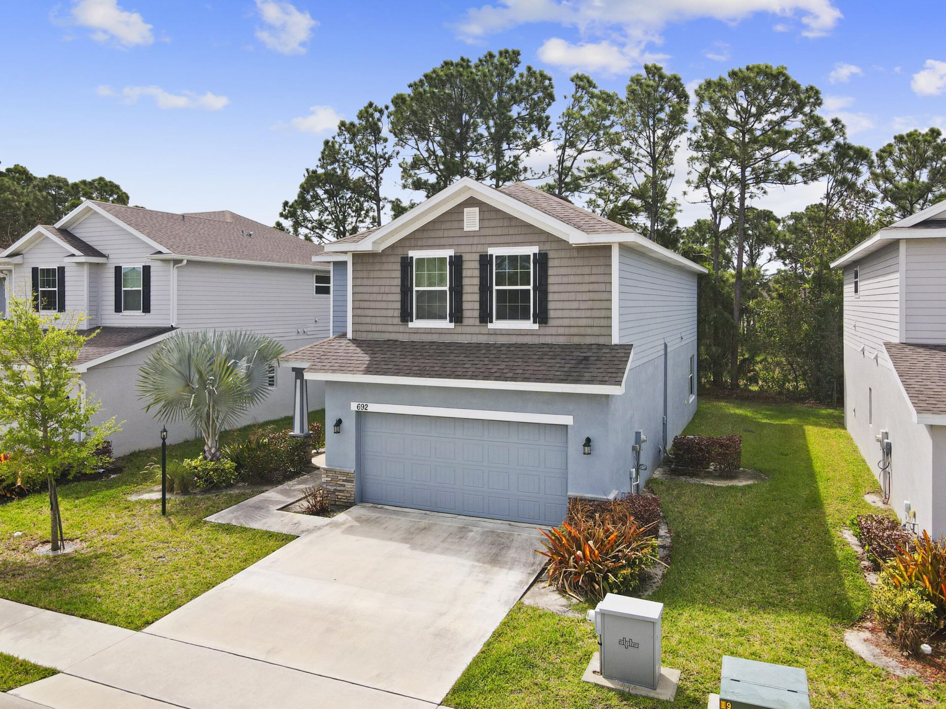 692 NE Turtleback Trail, Port Saint Lucie, FL 34983 Photo